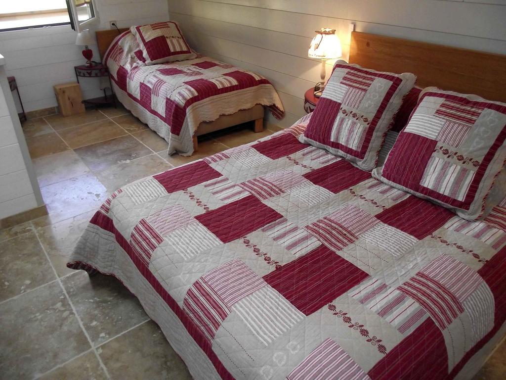Bed & Breakfast Les Belles Epoques - Piscine - Terrasses - Brumisateurs - Proche Puy Du Fou